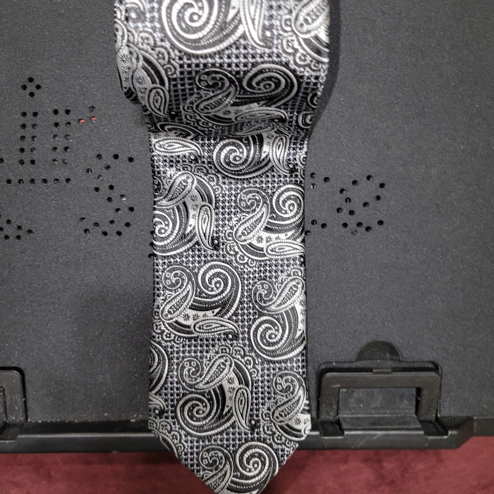 Tie